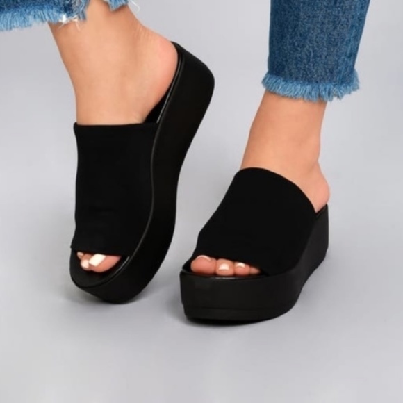 bebe Shoes - Bebe Platform Stretch Slide Sandals in Black